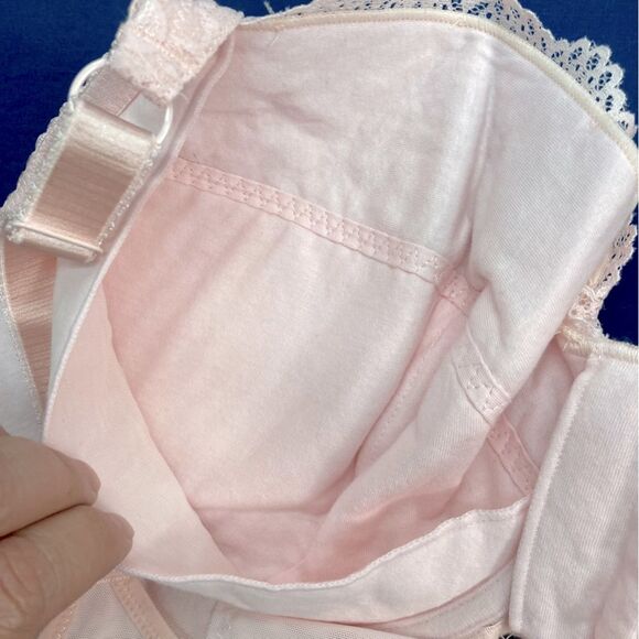 Bra Size 46DD Pink Lace Front Hooks Adjustable Straps Underwire Inside Padding - Picture 14 of 15